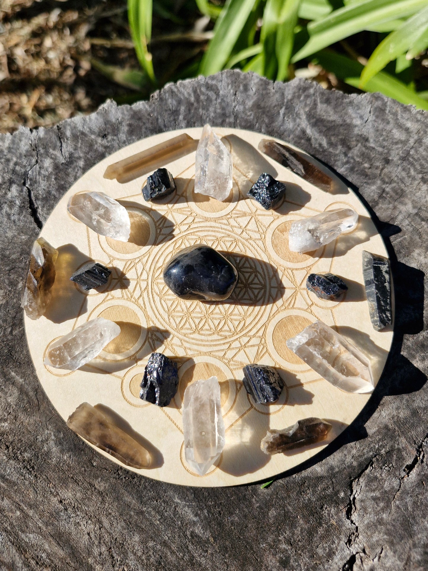 Protection Crystal Grid