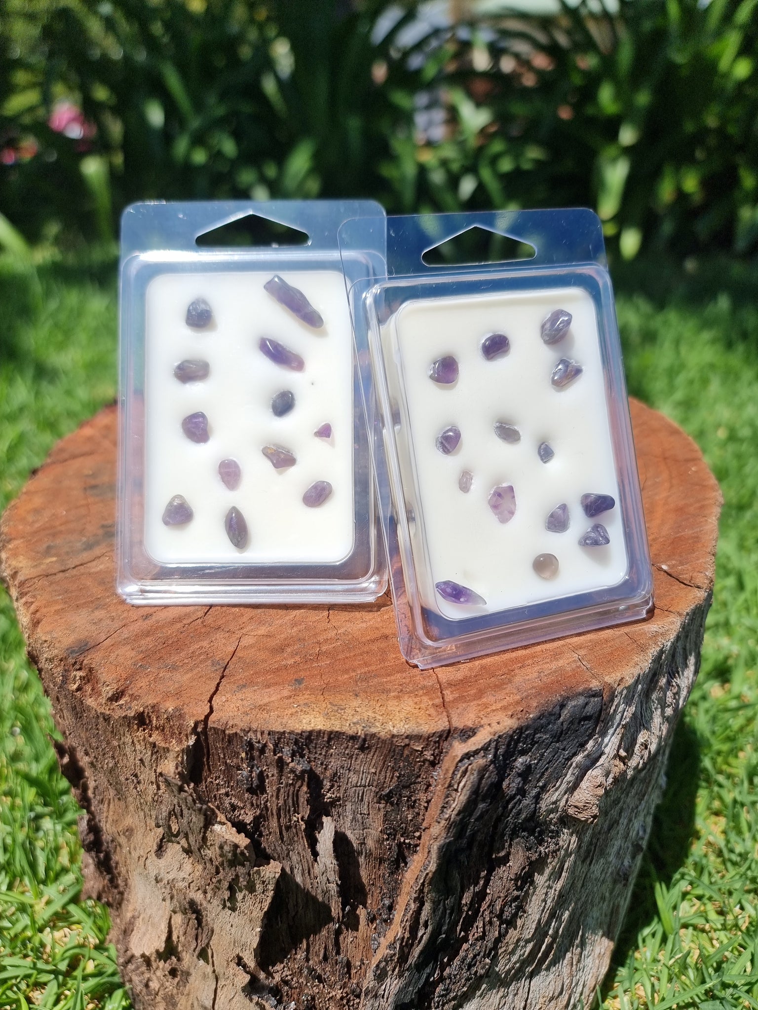 Enliven Spirit Soy wax melts with Amethyst Crystal chips