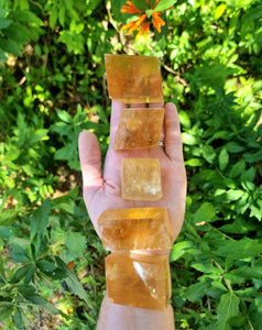 Optical Honey Calcite cube